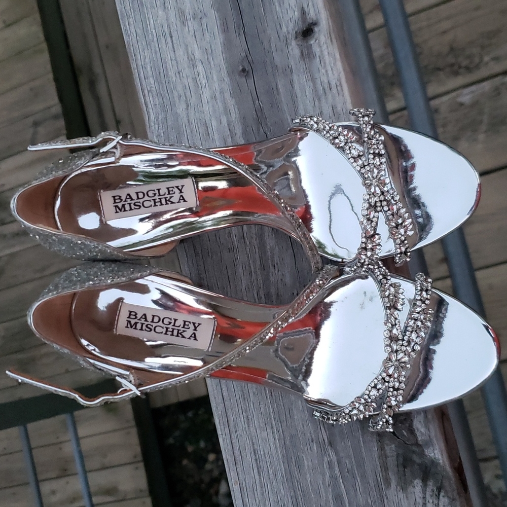 Beautiful Badgley Mischka sparkle heel